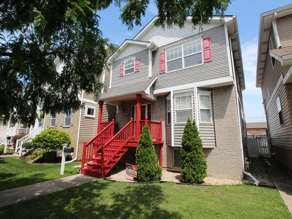 6142 W 60th St, Chicago, IL 60638