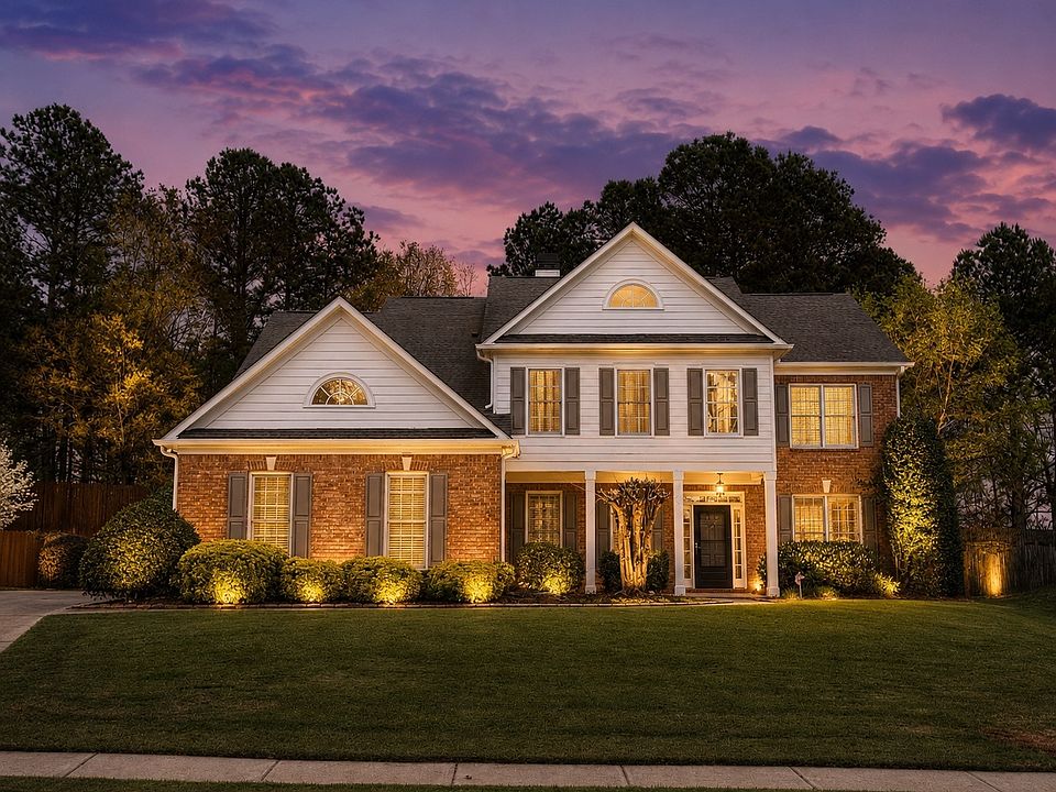1st image of 2725 Ivy Hill Dr