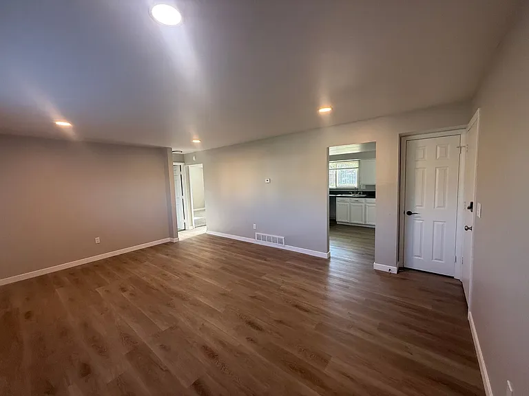 8886-8888 N Lowell Blvd (DUPLEX) — Photo 4