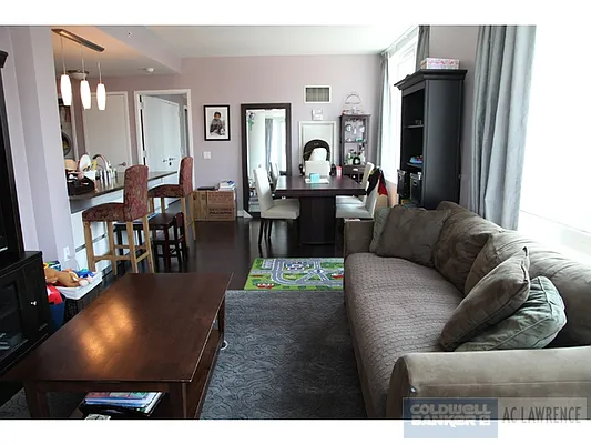 Rented by Aclawrence | media 12