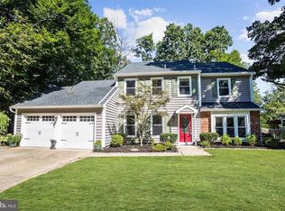 29 Whitechapel Dr, Mount Laurel, NJ 08054