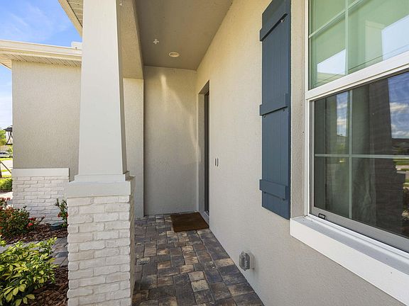 4th image of 2779 Avalonia Dr