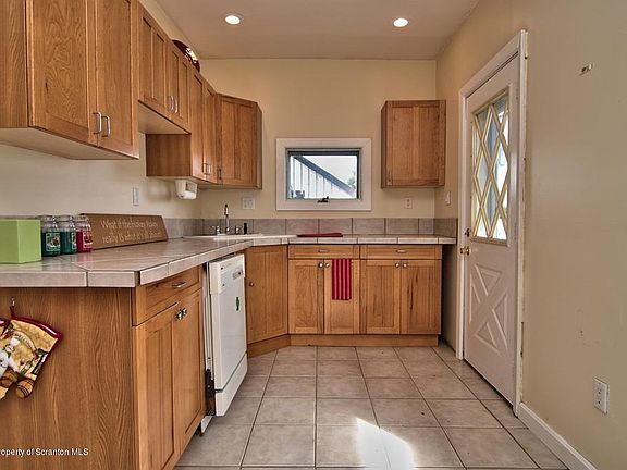 5th image of 1154 Cornell St #L-19p-20