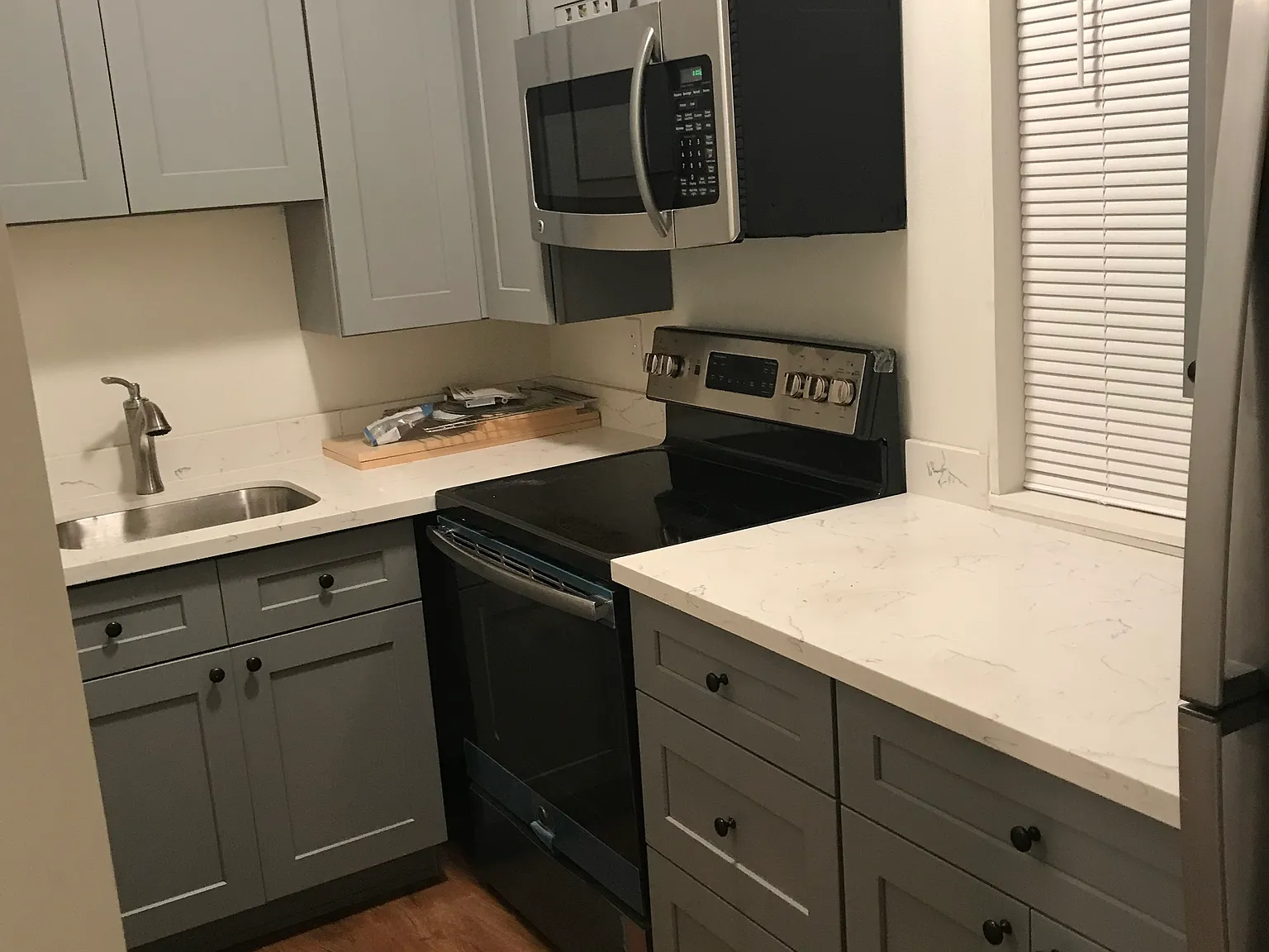 Studio, 300 sqft, $1,200 — Photo 3