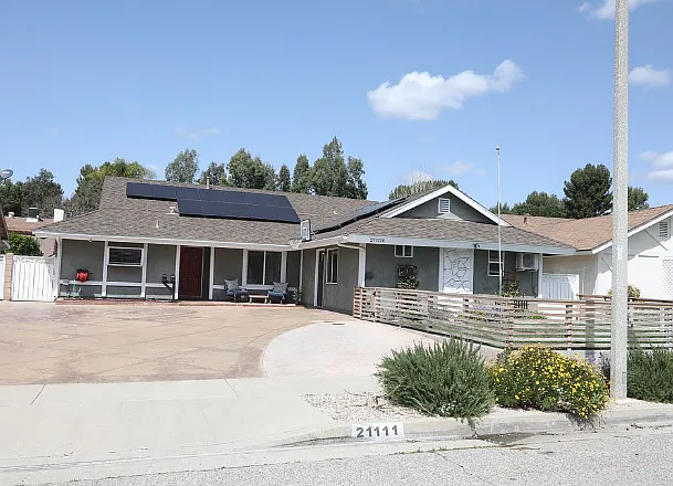 21111 Winterset Dr — Photo 1