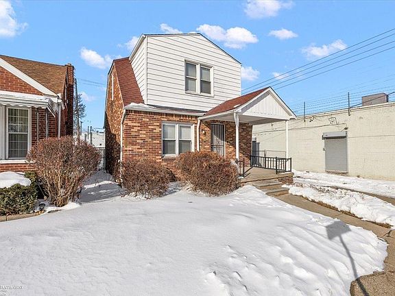 2nd image of 20575 Dean St