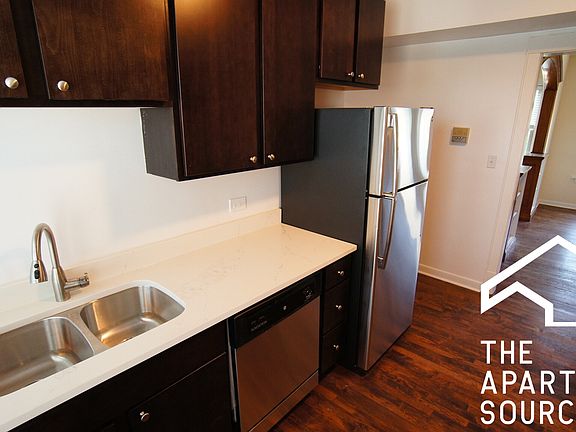 5th image of 3447 W Schubert Ave #3449-3