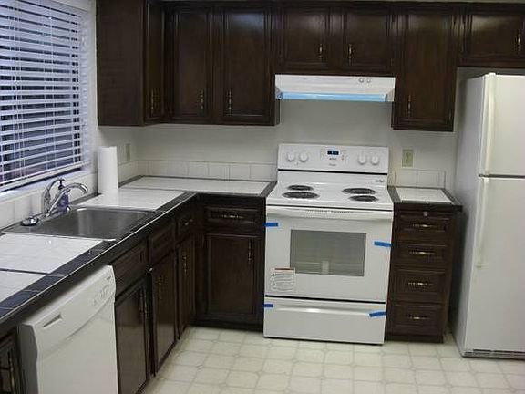 3rd image of 15155 SE 48th Dr