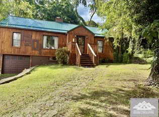 1301 Whitethorn St, Bluefield, WV 24701