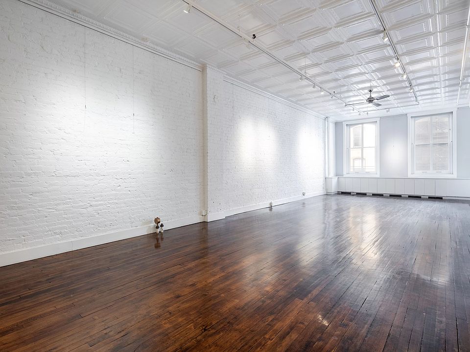 1st image of 122 Chambers St APT 4