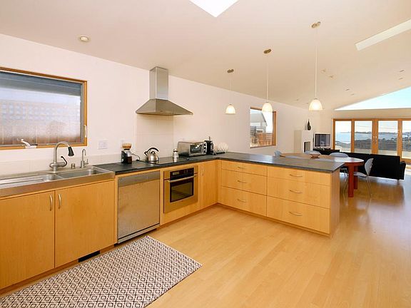 4th image of 209 Claudius Dr