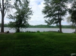 10681 N Oak Knoll Rd, Rome City, IN 46784