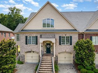 7907 Quiet Pl, Oak Ridge, NC 27310