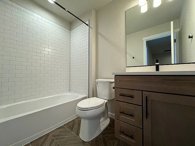 3701 Levy Park Dr — Photo 6