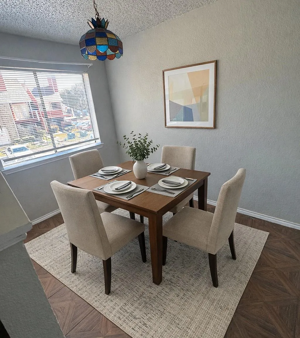 2 bed, 1031 sqft, $1,600 — Photo 4