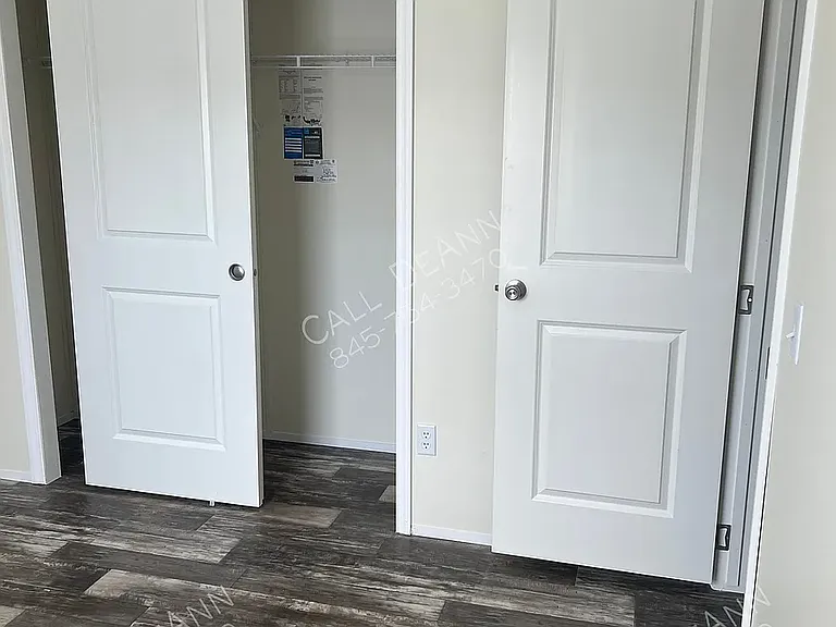 17 Greenwood Dr — Photo 12