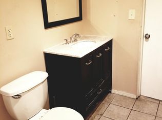 312 Northwest Hwy, Fox River Grove, IL 60021