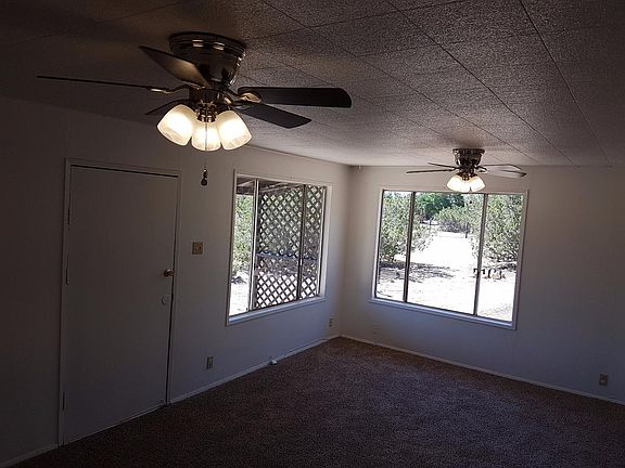 4th image of 8150 Oakwood Ave