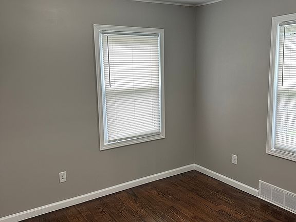 5th image of 171 Bassett St