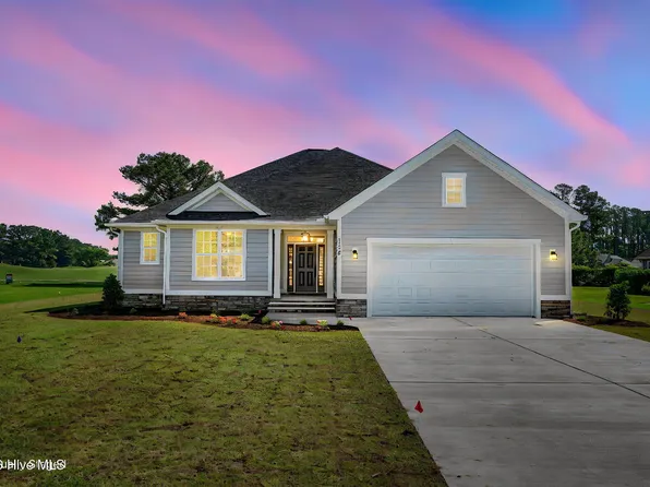 136 S Middleton Drive NW, Calabash, NC 28467