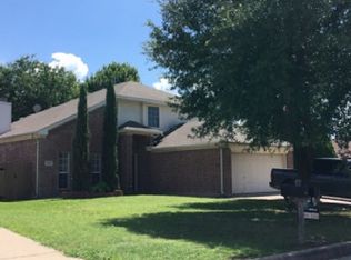 5825 Northfield Dr, Fort Worth, TX 76179