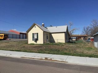 403 1st Ave N, Cascade, MT 59421