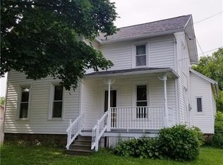 2829 Elm St, Lewiston, NY 14092