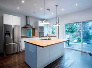 145A Diamond St, Brooklyn, NY 11222