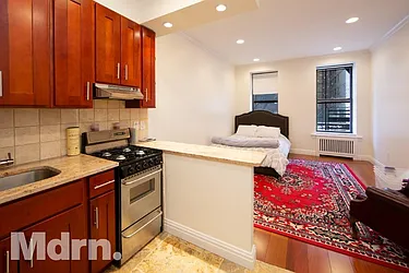 Rented by Mdrn Residential