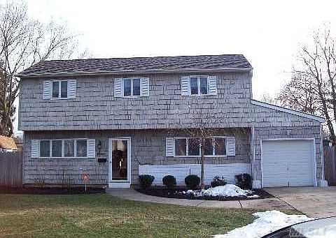 1st image of 7 Woods Ln