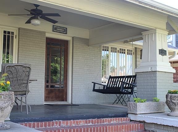 2nd image of 1320 Belle Pl