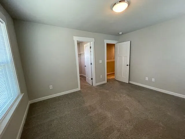 10829 Prairie Lake Dr — Photo 30