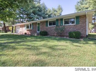 71 Thomas Ln, Glen Carbon, IL 62034