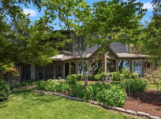 2132 Island Dr, Lexington, KY 40502