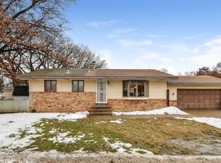 8340 E River Rd NE, Fridley, MN 55432