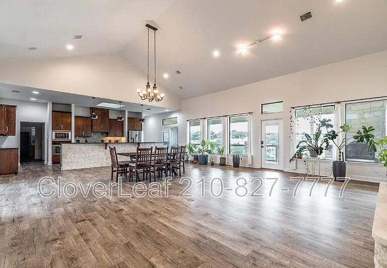 335 Charon Point — Photo 14