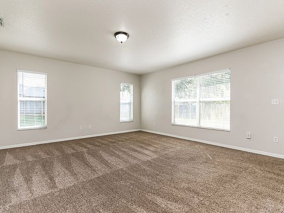 5th image of 9615 Saragossa St