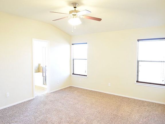 3rd image of 5206 Katy Creek Ln
