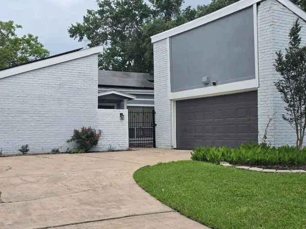 13906 Ella Lee Ln, Houston, TX 77077
