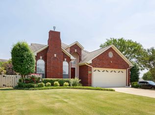 16586 Arbor Dr, Athens, AL 35613