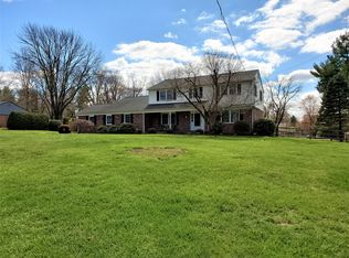 214 Chestnut Valley Dr, Doylestown, PA 18901
