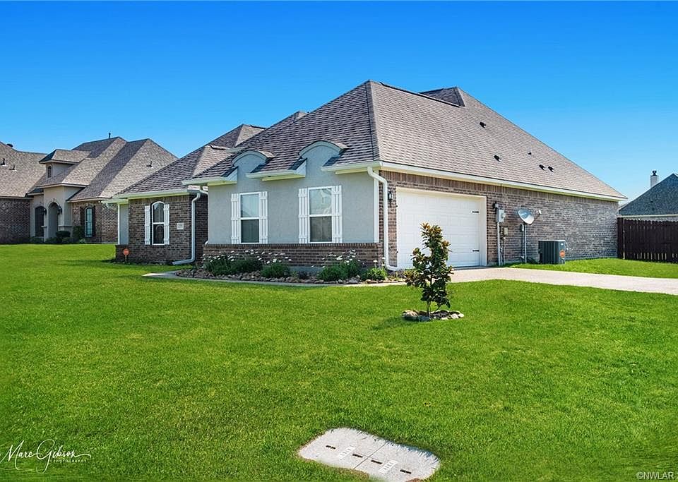 1st image of 106 Donna Ln