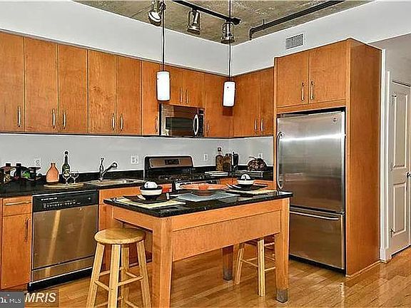 5th image of 2301 Champlain St NW APT T08