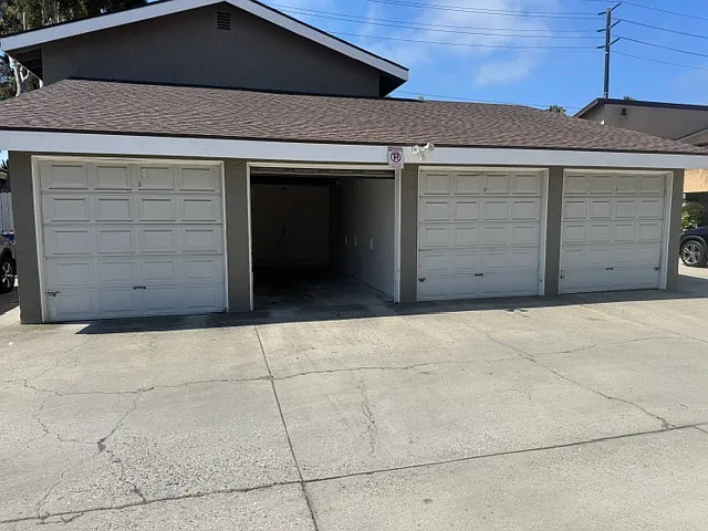 7691 Garfield Ave #3 — Photo 4