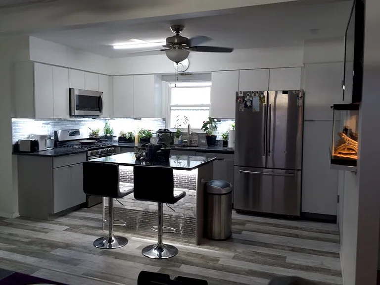 14 Waldo Ave #3A — Photo 3