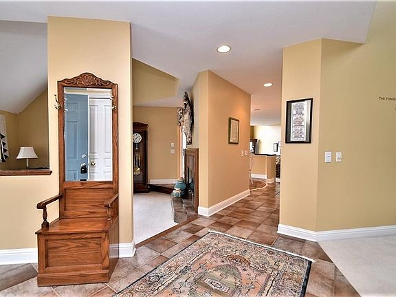 5th image of 3005 Waterford Dr #20