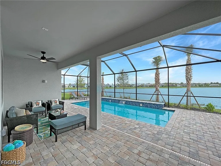 2057 Yellowfin Cir — Photo 2