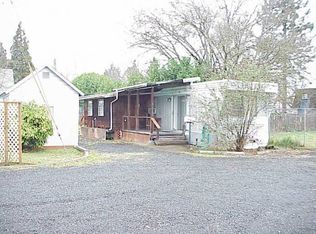 1043 S 7th St, Cottage Grove, OR 97424