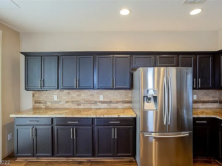 232 Priority Point St — Photo 2