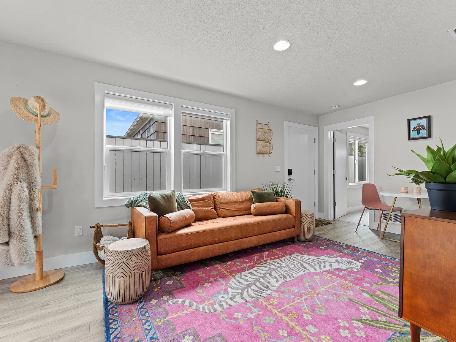 1 bed, 600 sqft, $1,700 — Photo 3